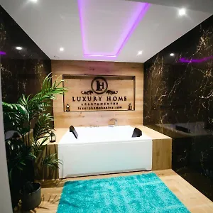 Luz De Patios Huelva